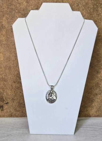 Dragon Magic Pendant w/Labradorite Gemstone